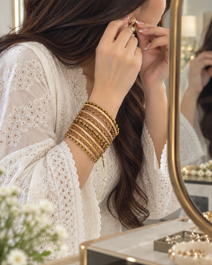 Gold thin delicate set (ss-30)