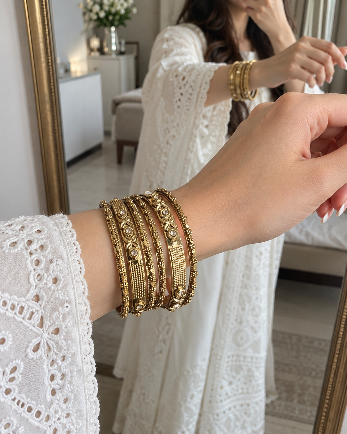 delicate gold carved set (ss-26)