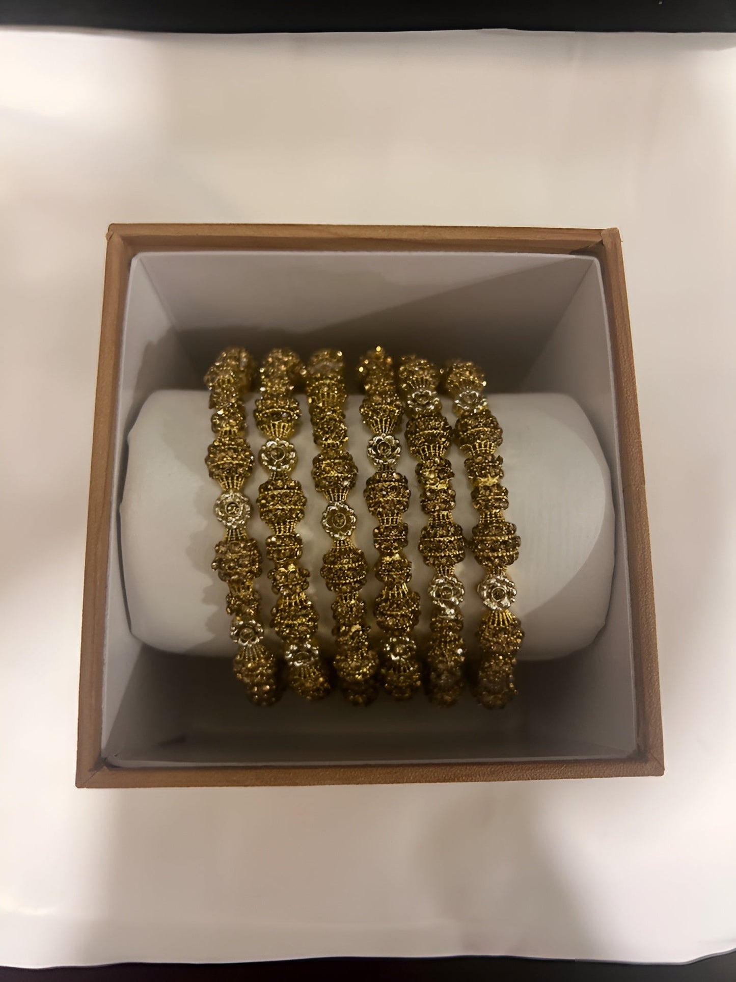 Classic Dynasty Gold Stack (GC-02)