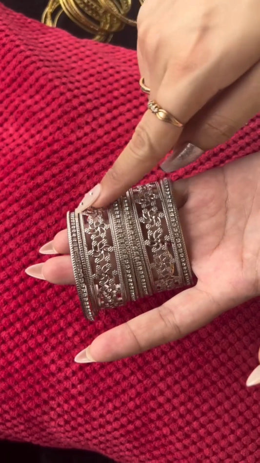 Aabroo Royal Bangles (SS-18)